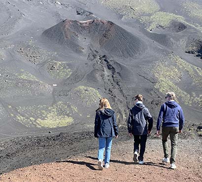 Etna Tour & Materia picnic